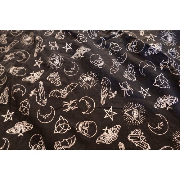 Size S Hot Topic Unisex/Men's Button Up Occult Shirt - Picture 3 of 4